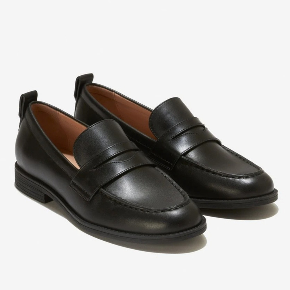 Cole Haan Women's 8.5C Black Leather Stassi Penny Loafer Shoes Slip On LB6-32